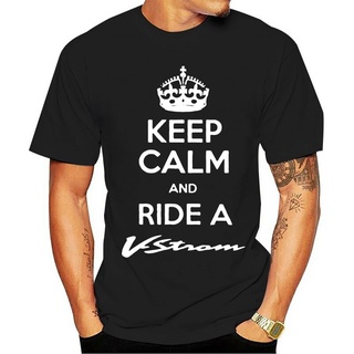 ฮิปฮอปแขนสั้นใหม่ เสื้อยืดลําลอง แขนสั้น พิมพ์ลาย Keep Calm And Ride V Strom Dl 650 1000 Biker สําหรับผู้ชาย 013572 Bjlp