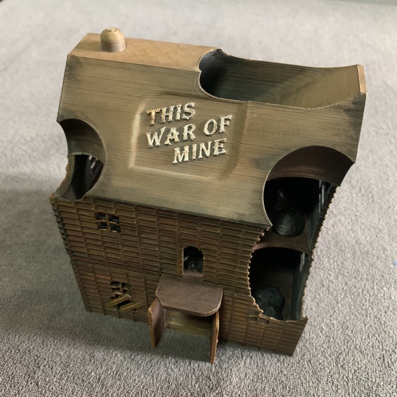 plastic-dice-tower-for-this-war-of-mine-board-game-หอคอยทอยเต๋า-สำหรับเกมดิส-วอร์-ออฟ-มายด์