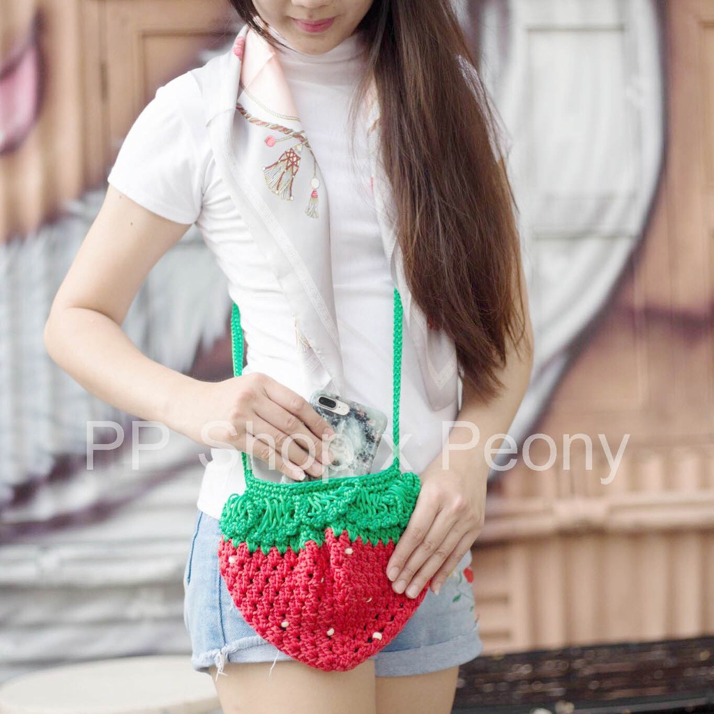 กระเป๋าสตรอเบอร์รี่-งานถัก-hand-made-strawberry-bag