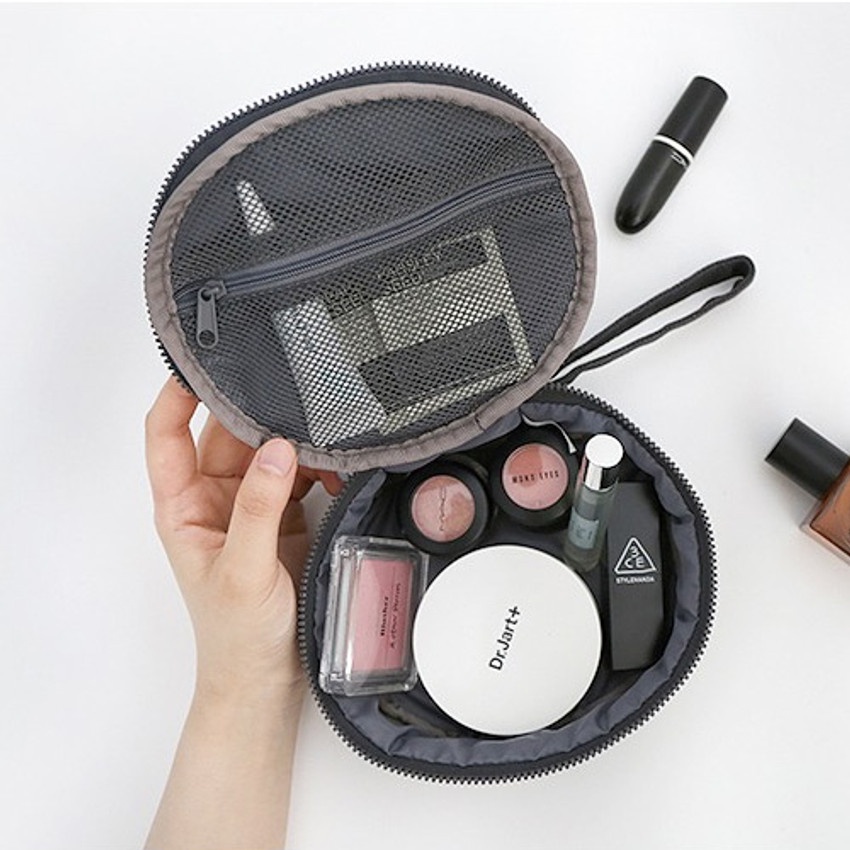 แท้-พร้อมส่ง-ส่งฟรีems-brunch-brother-beauty-pouch-กระเป๋าใส่เครื่องสำอาง