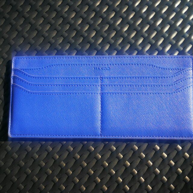 กระเป๋าใส่บัตร / แบงค์ Mango | Shopee Thailand
