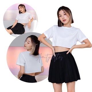 ภาพหน้าปกสินค้าCrop top เสื้อครอป ผ้าร่อง มีหลายสี ที่เกี่ยวข้อง