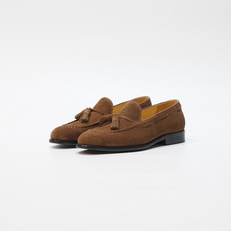 ราคาและรีวิวJulietta - Tassel Loafer Shoes Suede in Tan รองเท้าหนัง Juliettabkk