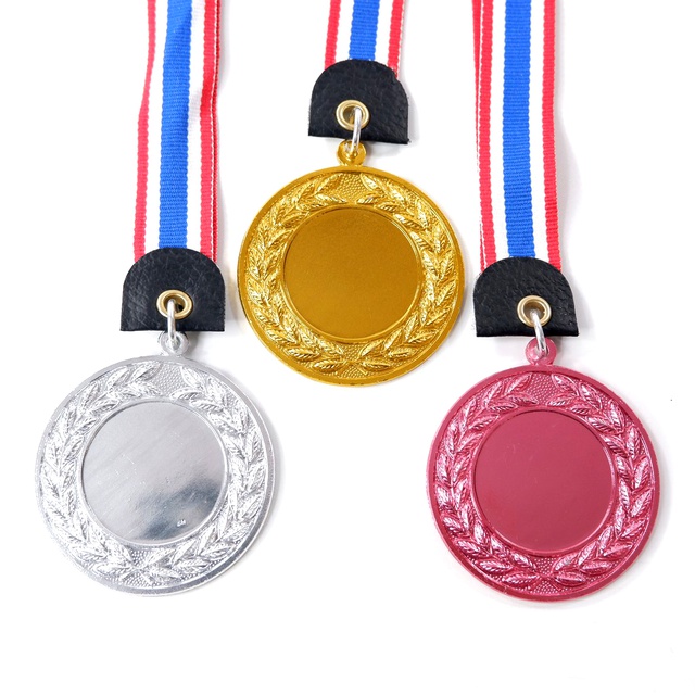 เหรียญรางวัล-อลูมิเนียม-พร้อมสายธงชาติ-พร้อมติดโลโก้หรือข้อความได้ด้านหน้า-1-ด้าน