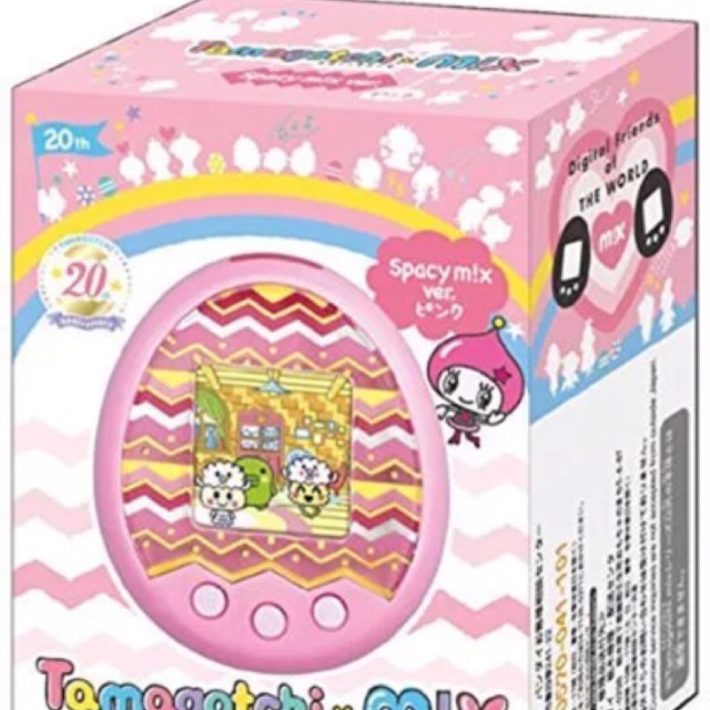 Bandai - Tamagotchi Originale Fresh Strawberry - Animale Elettronico Virtuale Con Schermo A Colori - Giocattolo Animale Interattivo - Motivo Fragola - Giocattolo Per Bambini Dagli 8 Anni In Su - 42998
