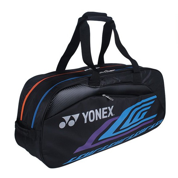 ภาพหน้าปกสินค้าPre-Order กระเป๋าแบดมินตัน ยี่ห้อ Yonex รุ่น 21LCWEX สีดำ ลายทูโทน น้ำเงินส้ม จากร้าน yupramot บน Shopee