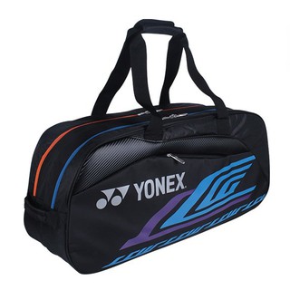 ภาพขนาดย่อของภาพหน้าปกสินค้าPre-Order กระเป๋าแบดมินตัน ยี่ห้อ Yonex รุ่น 21LCWEX สีดำ ลายทูโทน น้ำเงินส้ม จากร้าน yupramot บน Shopee