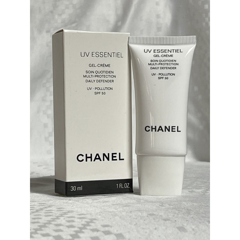 Chanel UV Essentiel Complete Sunscreen UV Protection Anti Pollution SF 50  Review