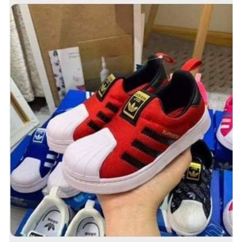 พร้อมส่ง-รองเท้าเด็กadidas