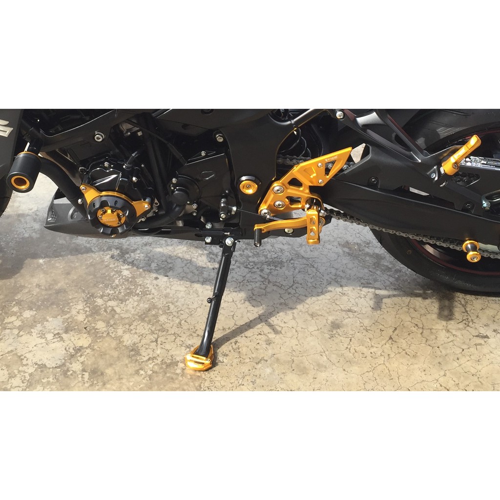 กันล้ม-กันล้มกลาง-suzuki-gsx-s750-ของแต่ง-gsx750-จำหน่ายทั้งปลีกและส่ง