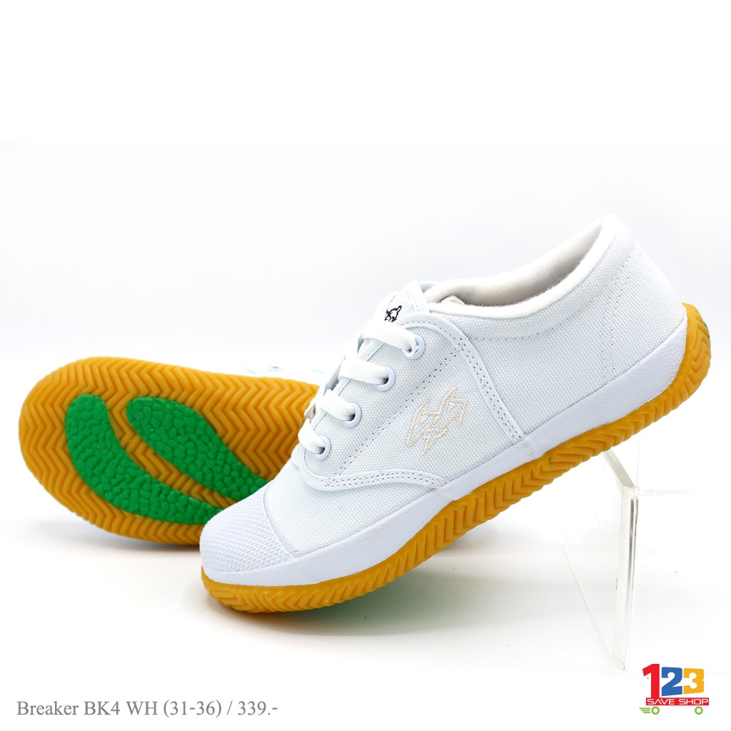 ภาพหน้าปกสินค้ารองเท้าผ้าใบนักเรียน Breaker ฟุตซอล BK4P ไซส์ 31-36 สีขาว จากร้าน 123saveshop บน Shopee