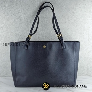 กระเป๋ามือสองของแท้ U​S​E​D T​O​R​Y​ B​U​R​C​H York Buckle Tote tory Navy ​‼️ก่อนกดสั่งรบกวนทักมาเช็คสต๊อกก่อนนะค่ะ ​‼️