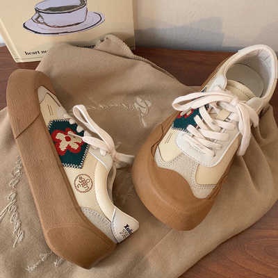 ภาพหน้าปกสินค้าย้อนยุครองเท้าผ้าใบสตรี น่ารักรองเท้าผ้าใบ จากร้าน ycantaloupear บน Shopee