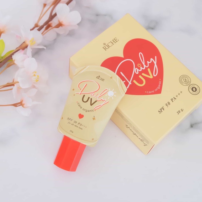 riche-daily-uv-กันแดดผสมเมคอัพเบสในตัว