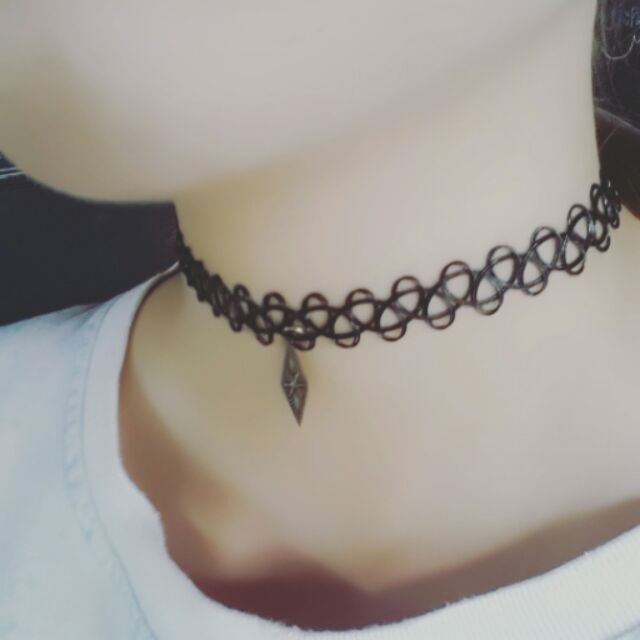 choker-tatoo