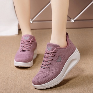 RUIDENG-2217 รองเท้าผ้าใบผู้หญิงเพื่อสุขภาพ พื้นหนา งานถัก เบามาก ระบายอากาศได้ดี ใส่ออกกำลังกาย ยืนนานสบาย(สีชมพู)