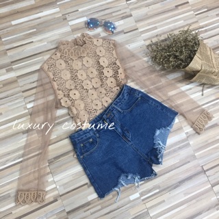 เสื้อซีทรูปักลายดอกไม้ด้านหน้า สวยดูแพง มีซับในให้ ✅😍