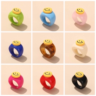 ภาพหน้าปกสินค้าลด 30.- ขั้นต่ำ 300 ใส่โค๊ด 29J7R 🐰 พร้อมส่ง💗smiley ring😇✨แหวนเรซิ่นหน้ายิ้มมีให้เลือก 10 สี ที่เกี่ยวข้อง