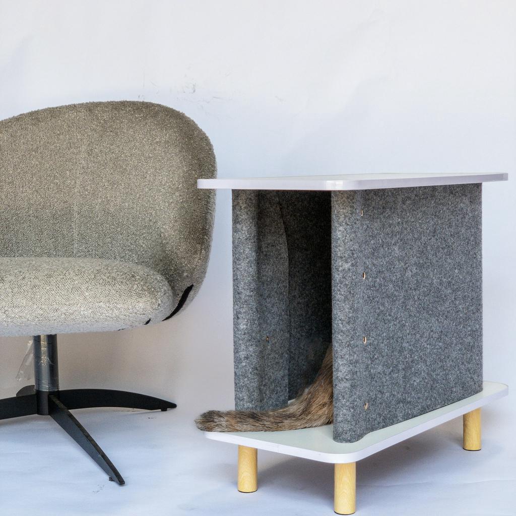 cat-house-x-side-table-โต๊ะข้างแมว-บ้านแมวอเนกประสงค์-ที่นอนแมว-บ้านแมวminimal-หุ้มด้วยผ้าสักหลาดเนื้อนุ่ม-ถอดซักได้