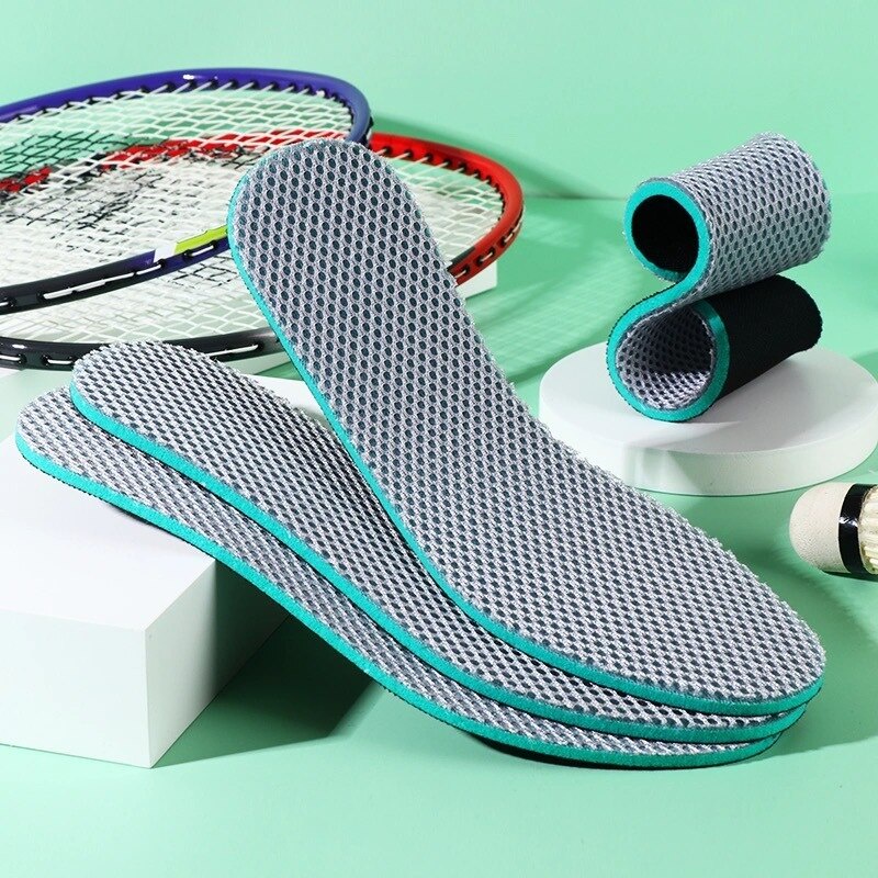 ภาพหน้าปกสินค้าElastic Shock Absorbing Shoe Insoles Breathable Honeycomb Sneaker Inserts Sports Memory Foam Shoe Insole Unisex