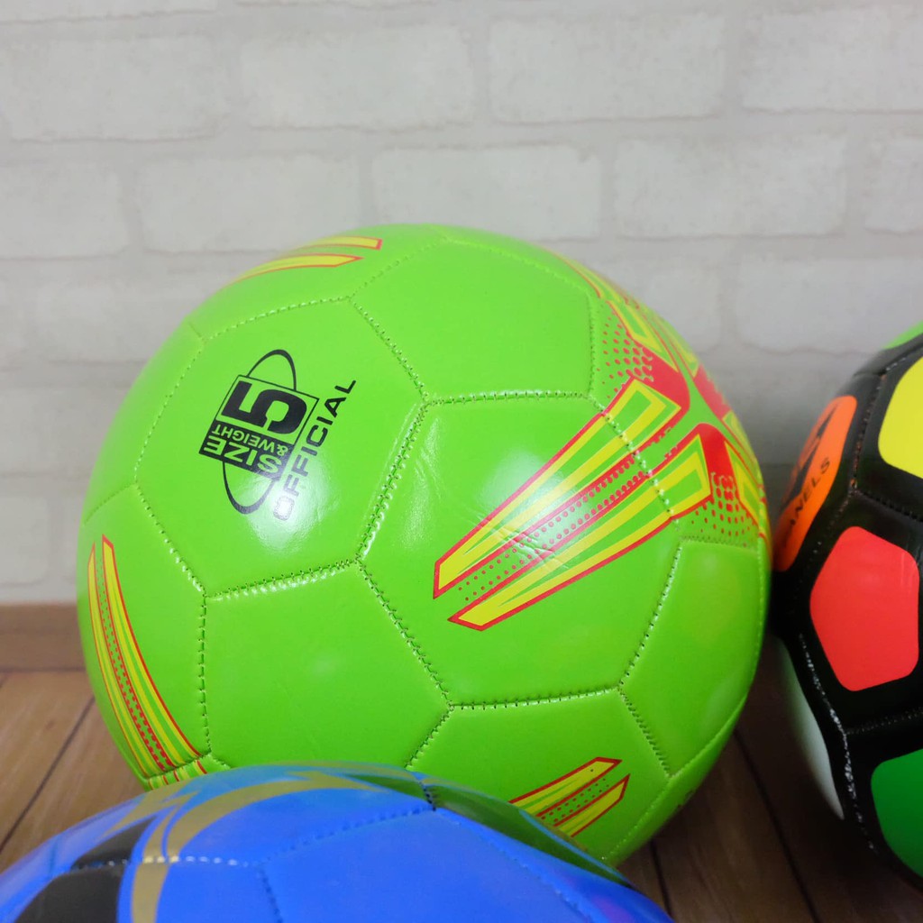 ภาพสินค้าGion - ลูกฟุตบอลไซส์มาตรฐาน Size 5 ทำจากวัสดุ PVC รุ่น DK-002 จากร้าน gion_intertrade บน Shopee ภาพที่ 3