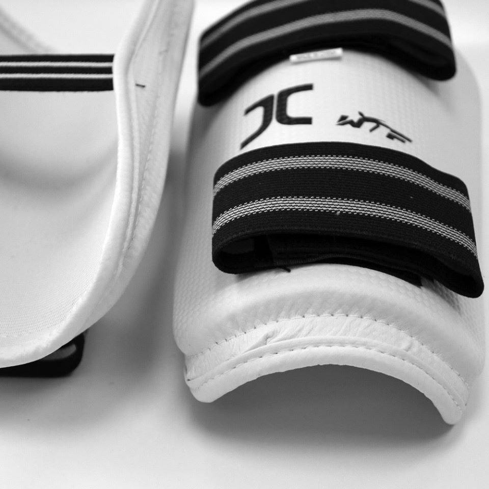สนับแข้งเทควันโด - [ Jc Shin Protector ] ** ลดล้างสต็อก ** | Shopee ...