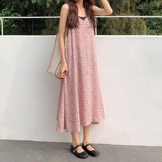 ชุดสายรัด2021ใหม่ในช่วงฤดูร้อนของผู้หญิงสวมใส่อารมณ์เทพธิดาพัดลมแขนกุดดอกไม้ฤดูร้อนบางvชุดเดรสคอปก