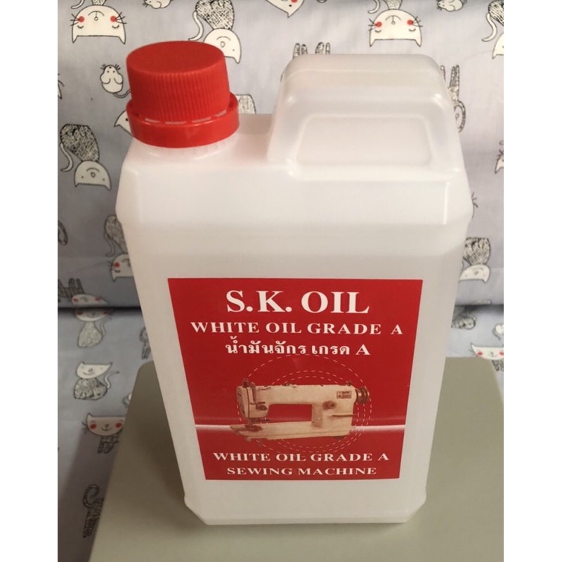 ภาพหน้าปกสินค้าน้ำมันจักรตรา S.K ขนาด 1ลิตร เหลี่ยม จากร้าน teerasak24680 บน Shopee
