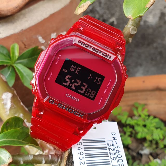 g-shock-dw-5600s-สินค้าแท้พร้อมกล่องคู่มือ