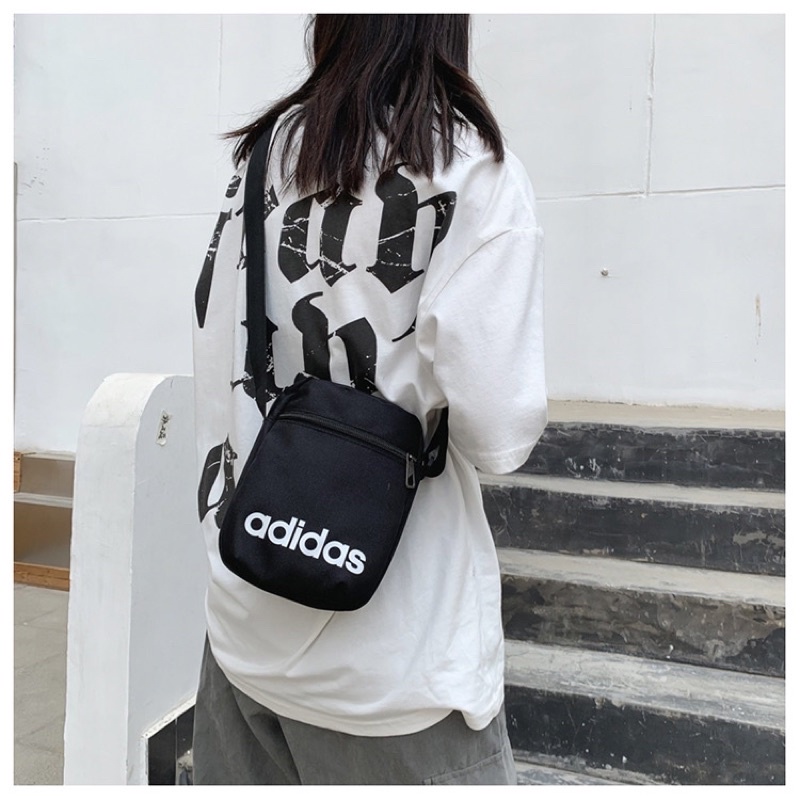 adidasกระเป๋าแฟชั่นกระเป๋าสะพายข้างกระเป๋าทำงาน-อินเทรนด์-งานดีมาก