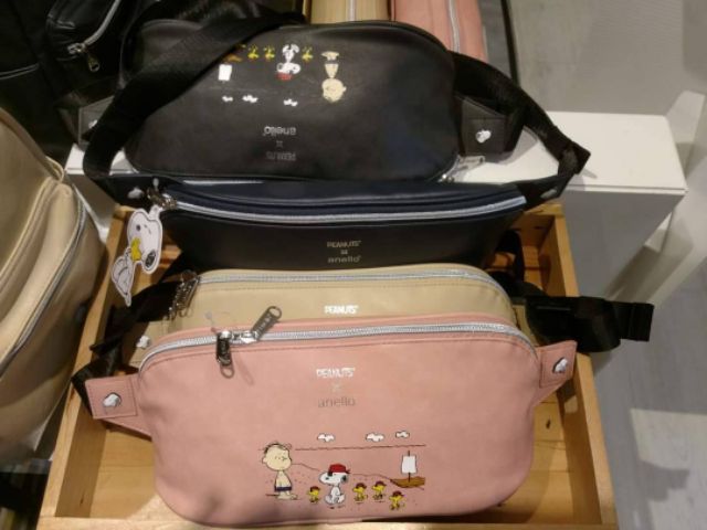 ราคาพิเศษส่งท้ายปีเก่าต้อนรับปีใหม่-anello-x-peanuts-crossbody-กระเป๋าคาดอก-รุ่น-os-s040