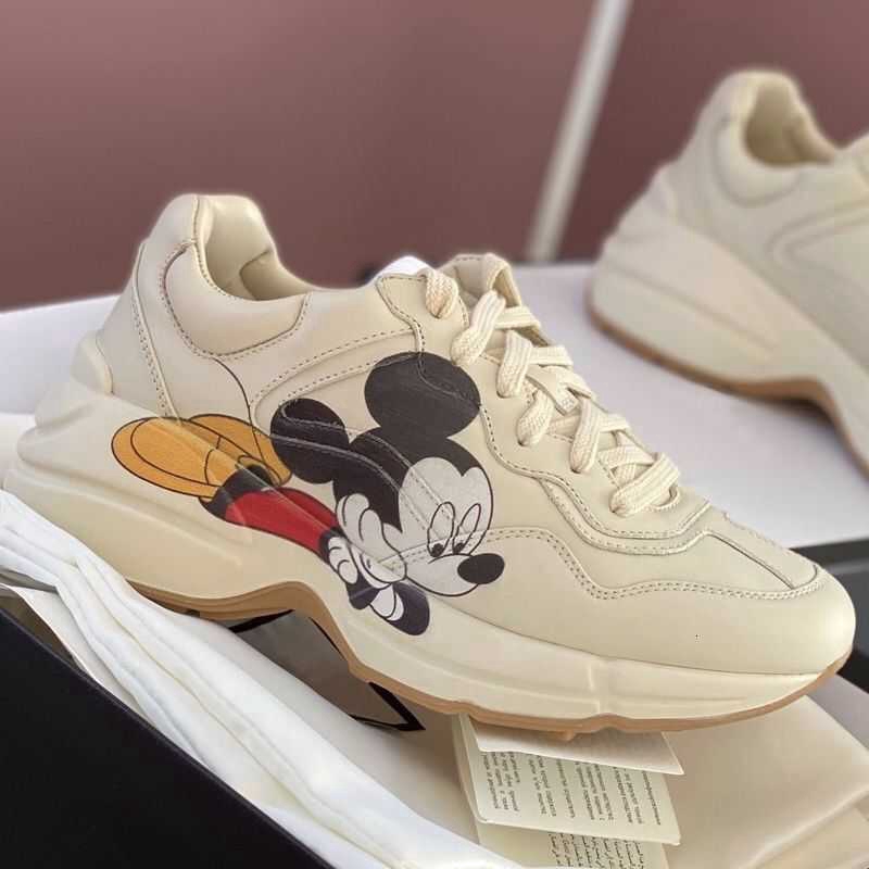 Gucci sneakers shoes original Mickey Mouse men and women shoes white shoes  sports board | Shopee Thailand