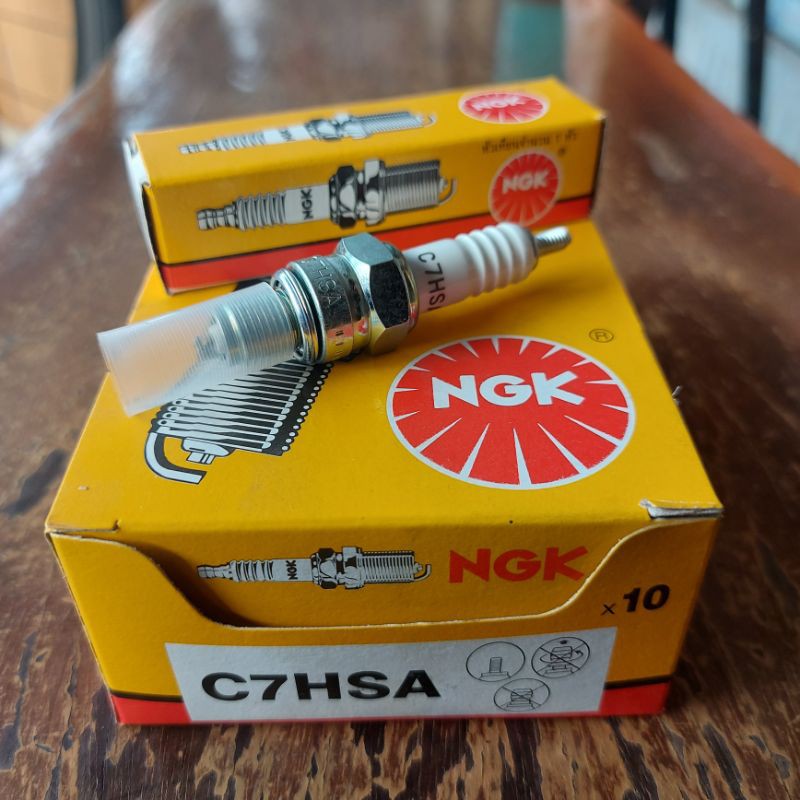NGK หัวเทียน แท้ !!! สำหรับรถจักรยานยนต์ (C7HSA) | Shopee Thailand