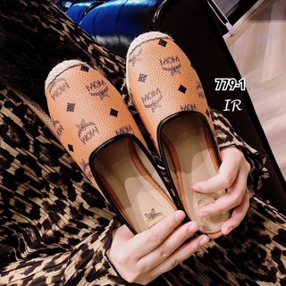 779-1 รองเท้าแฟชั่น สลิปเปอร์หนังนิ่ม Hot จริงๆ ส้นหนา