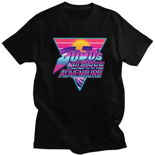 Synthwave Jojo ผจญภัยที่แปลกประหลาดเสื้อยืดแฟชั่นบุรุษอะนิเมะเสื้อยืดสบาย ๆ ยอดนิยมป่าท็อปส์ซูสีดำ