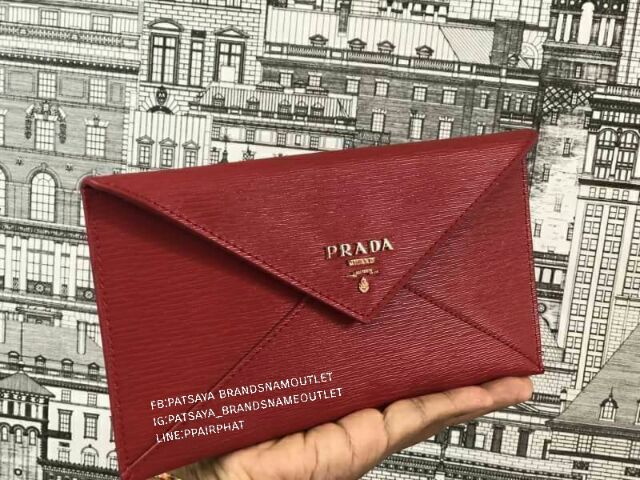 พร้อมส่งความสวยกระเป๋าสตางค์ใบยาวซองจดหมายหนังแท้-ลายไม้-premium-for-gift-จาก-prada-ใบยาวหนัง-saffiano