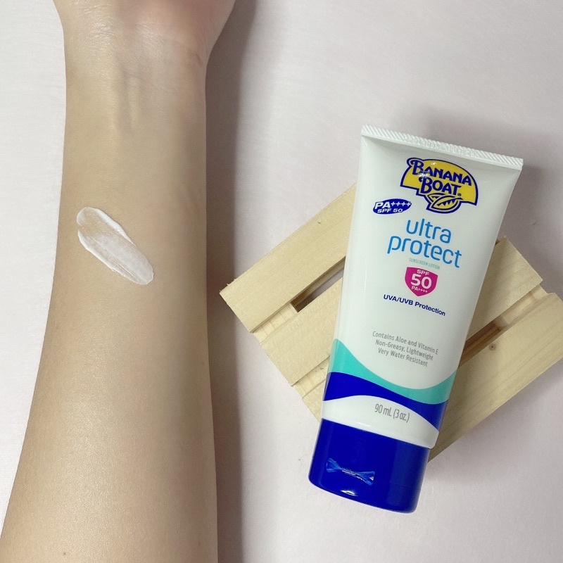 Banana Boat Ultra Protect Sunscreen Lotion SPF50 PA++++ (90 ml.) E115R https://lnwchill.com