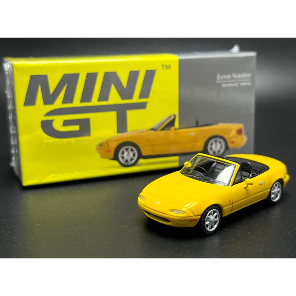 minigt-eunos-roadster-sunburst-yellow