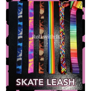 ภาพขนาดย่อของภาพหน้าปกสินค้าSkate Leash พร้อมส่ง  สายหิ้วรองเท้าสเก็ต ทั้ง Roller Skate, Inline Figure Skate หรือ Yoga Matก็ใช้ได้ จากร้าน roll.with.it บน Shopee ภาพที่ 2