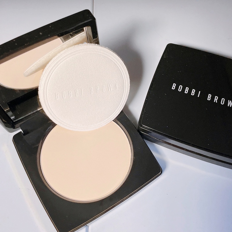 รุ่นใหม่-bobbi-brown-sheer-finish-pressed-powder-10g