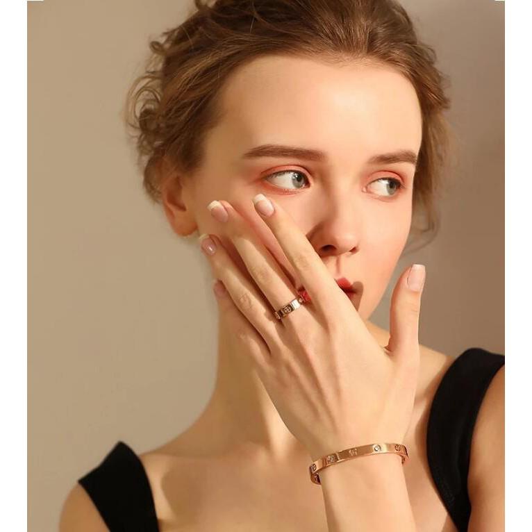 ภาพขนาดย่อของภาพหน้าปกสินค้าแหวนแต่งงานประดับเพชรสีชมพูทอง 2021 จากร้าน zmgang.th บน Shopee ภาพที่ 3