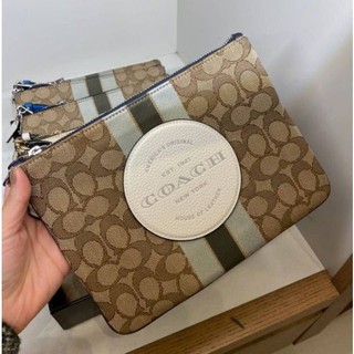 🎀 (สด-ผ่อน) คล้องมือ 9 นิ้ว patch ขาว COACH 2633 DEMPSEY GALLERY POUCH IN SIGNATURE JACQUARD WITH STRIPE