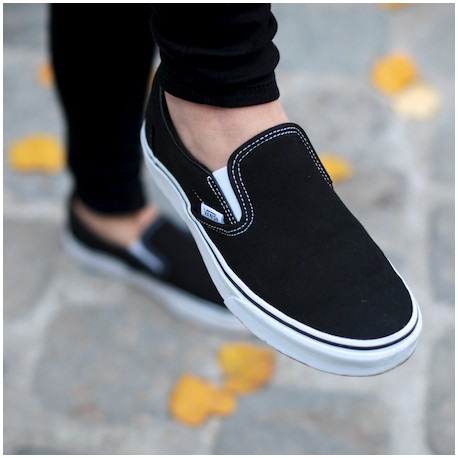 รองเท้าผ้าใบ-vans-slip-on-สีดำ