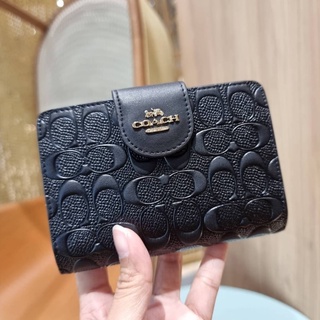 COACH C5896 MEDIUM CORNER ZIP WALLET IN SIGNATURE LEATHER