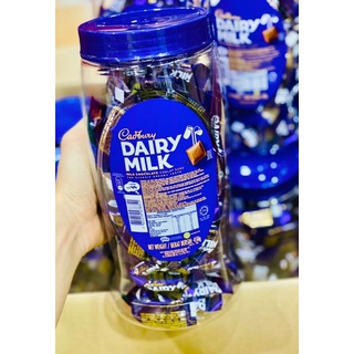 Cadburry Dairy Milk ช๊อกโกแลตนม&คาราเมล สอดไส้ช๊อกโกแลต