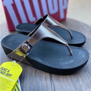 ภาพหน้าปกสินค้ารองเท้า Style Fitflop เรียบหรูดูดี รองเท้าเพื่อสุขภาพ รุ่นเข้มขัดปรับสายได้ *มีเก็บเงินปลายทาง💰 F12 ที่เกี่ยวข้อง