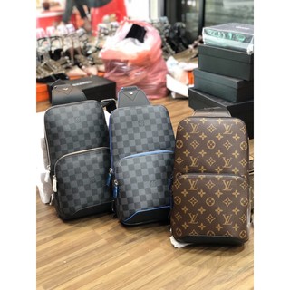 Louis Vuitton Avenue Sling grade original