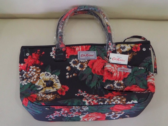 cath-kidston-embossed-handbag-tote-outlet