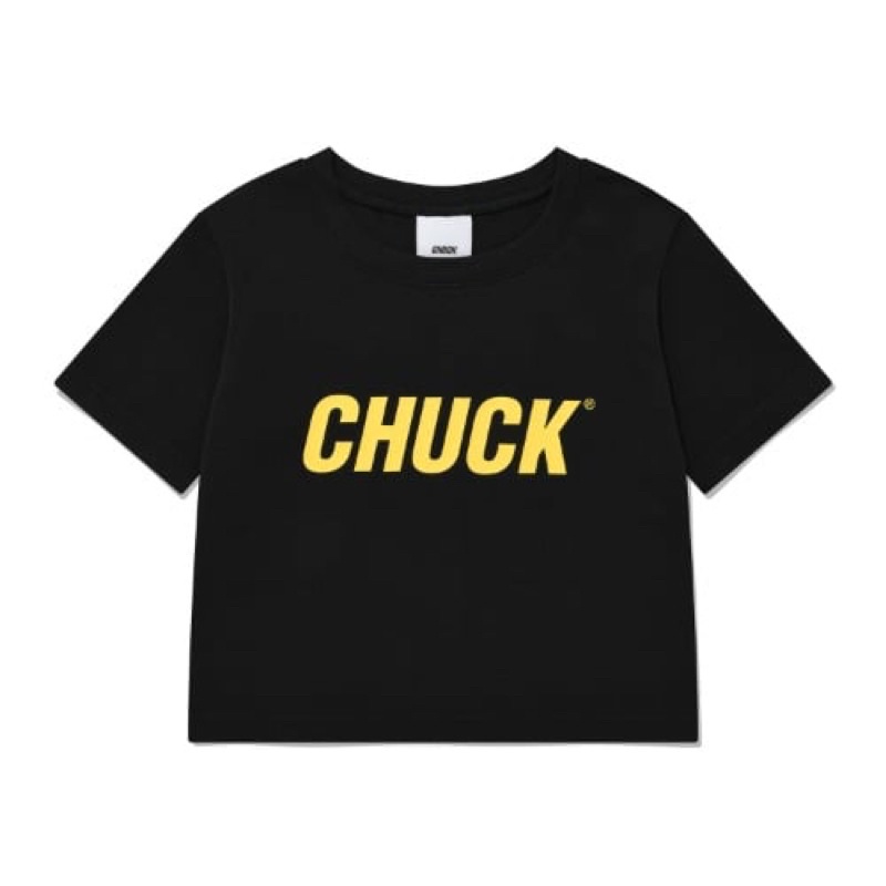 เสื้อครอป CHUCK - Signature Logo Crop T-shirt ของแท้100% (Preorder ...