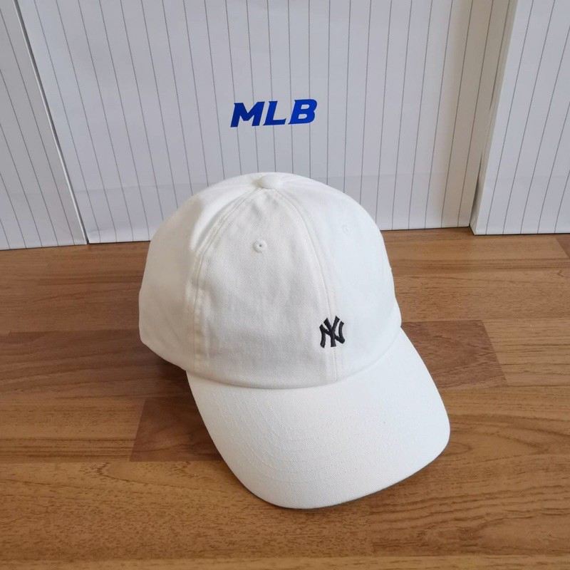 mlb-nano-logo-unstructured-ball-cap-สีขาว